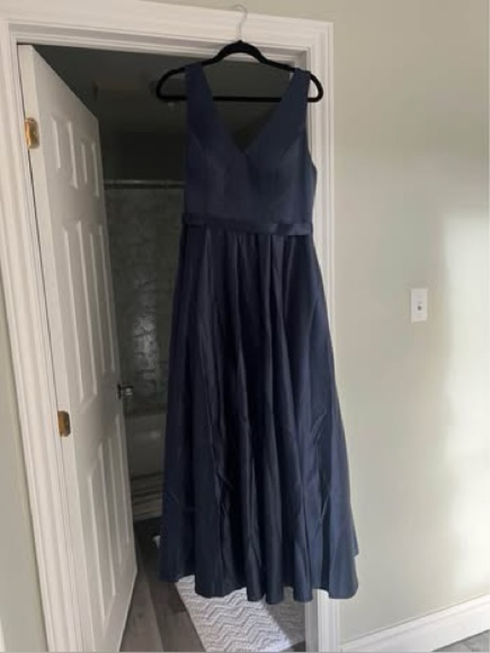 Elegant V-Neck Navy Women’s Dress